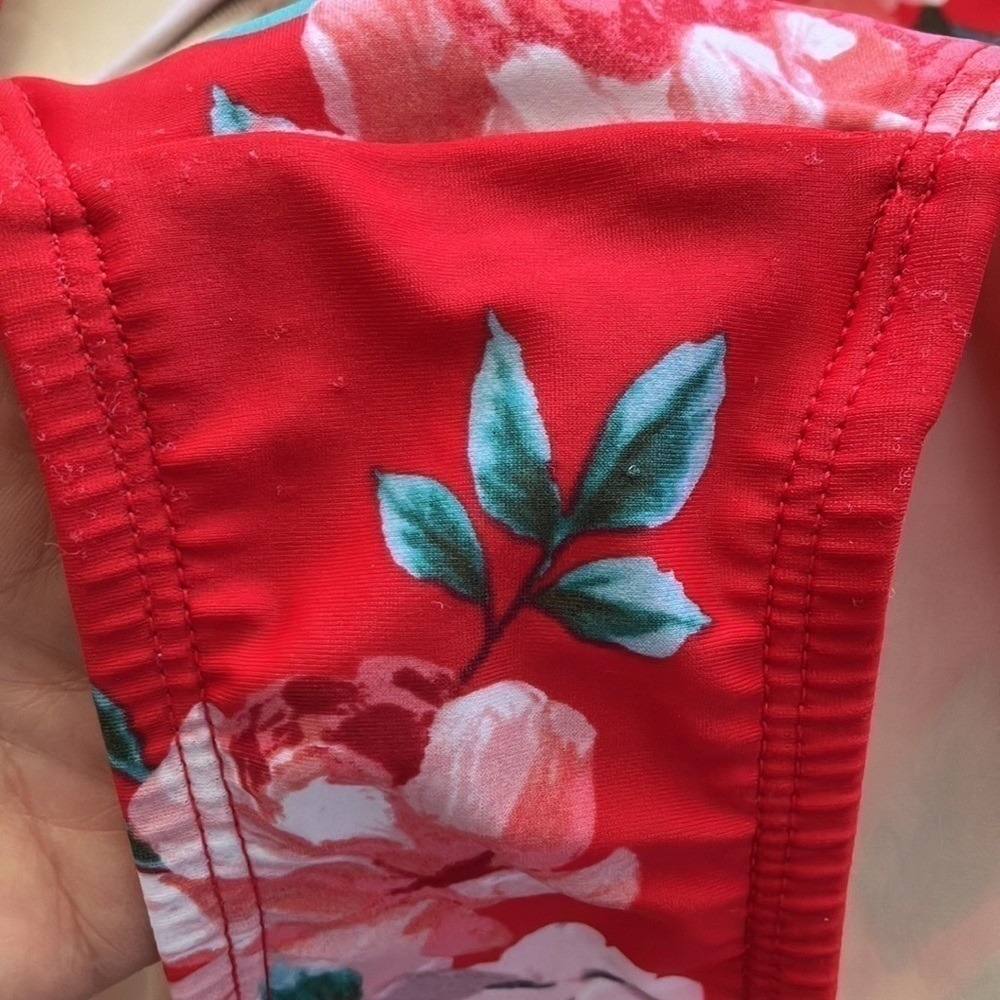 Kona Sol Red Floral Print VNeck Large One Piece Swimsuit Large - Picture 9 of 11